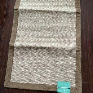 Natural Border Accent Rug Handmade .Natural Jute 27x45in/Limestone/Flax